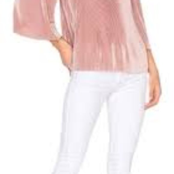 J.O.A Los Angeles 3/4 Sleeve Metallic Pink Accordion Pleats Off the Shoulder Top - Picture 8 of 8